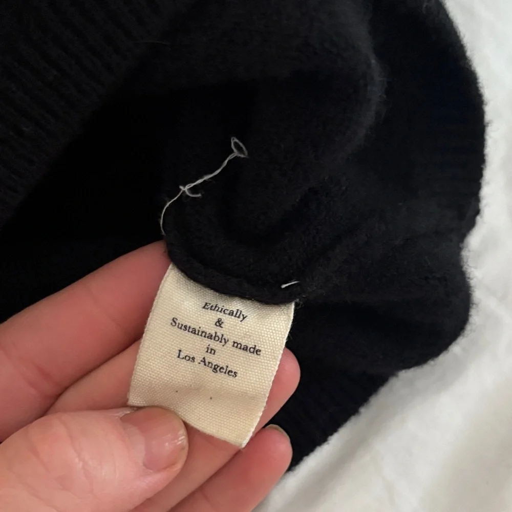 James street & co. Black Button-Front Women's Cardigan - Picture 3 of 4